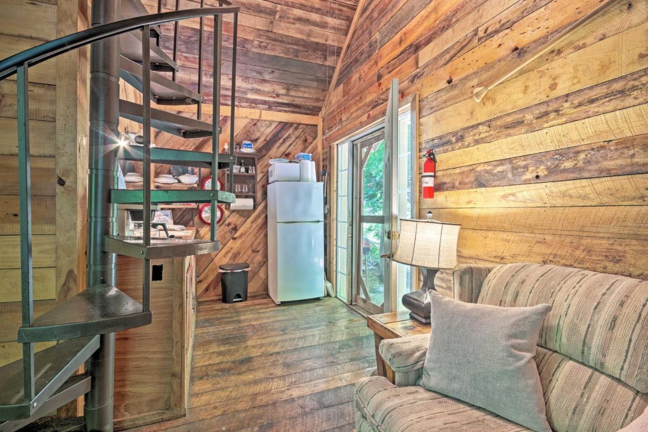 Creekside Cabin With Deck In Pisgah Forest! Barnardsville 외부 사진