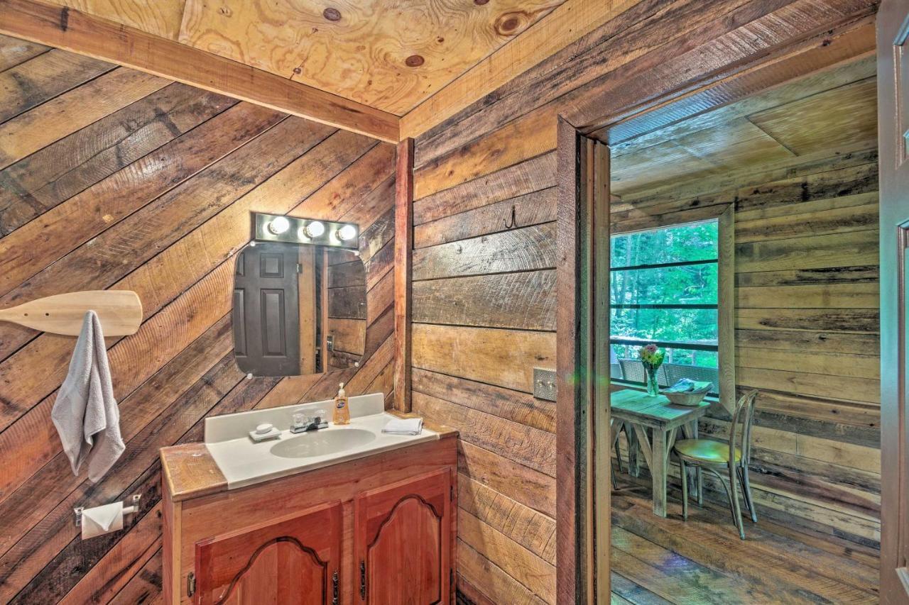 Creekside Cabin With Deck In Pisgah Forest! Barnardsville 외부 사진